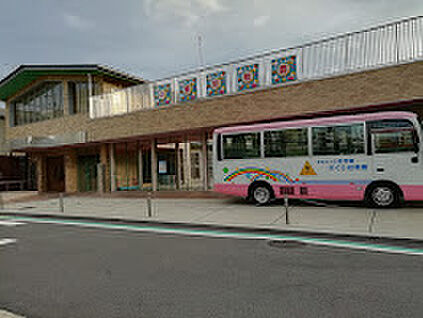 小倉幼稚園 450ｍ(徒歩6分)