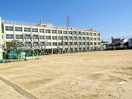 大阪市立住之江中学校 960ｍ(徒歩12分)
