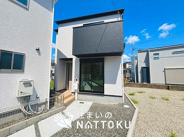 【現地写真(外観)【3号地】】断熱性、気密性を高める工夫で一年中ずっと心地よく暮らせる、高気密・高断熱です。