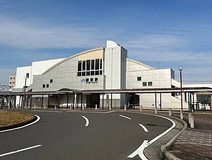 ＪＲ山陰本線「綾部駅」 880ｍ(徒歩11分)