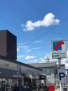 万代羽束師店 610ｍ(徒歩8分)