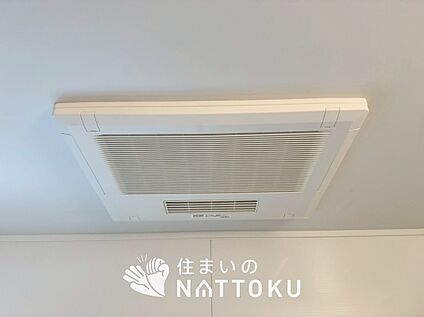 電気式浴室暖房換気乾燥機
