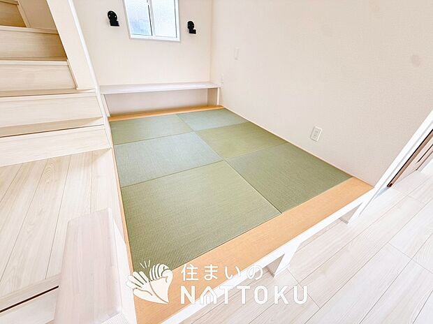 【現地写真(和室)】大壁仕様の新和室。くつろぎの空間です。