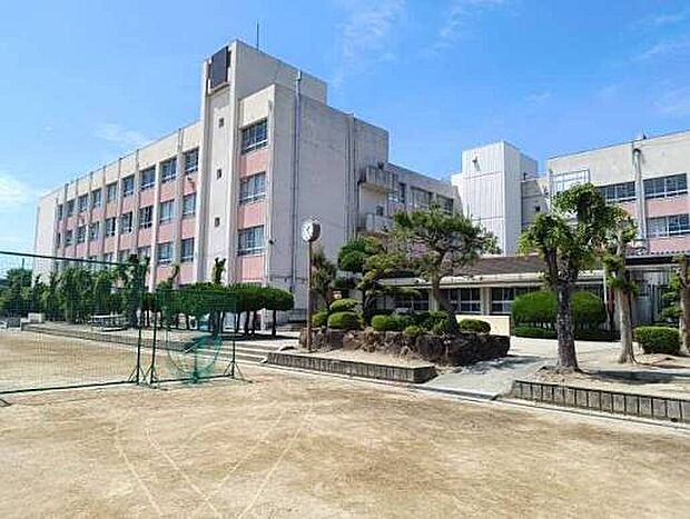 大阪市立矢田中学校(約850m)
