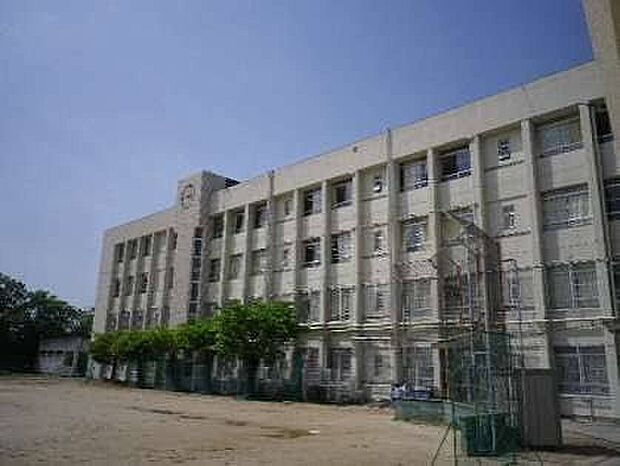 松原市立松原第六中学校(約1,200m)
