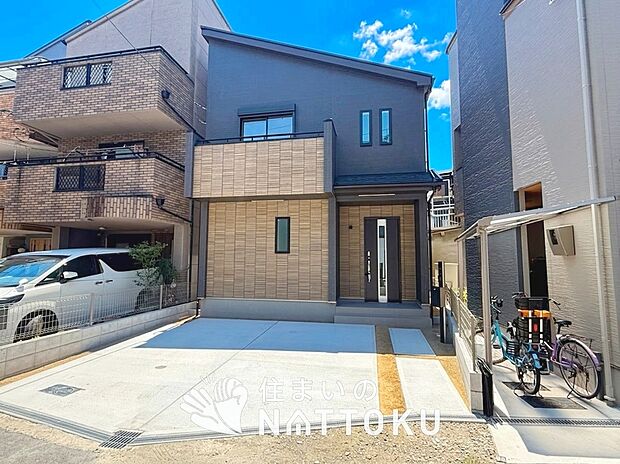 【現地写真（外観）】耐震等級最高「３」取得で基準の１.５倍の性能・耐震強度で安心できます。