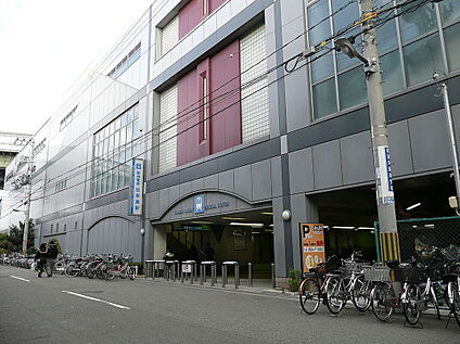 出来島駅 1520ｍ(徒歩19分)