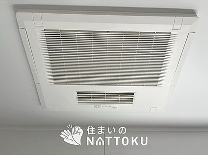 電気式浴室暖房換気乾燥機