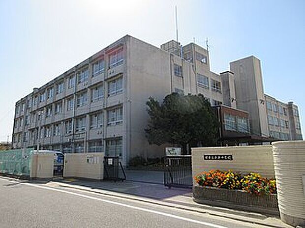 堺市立平井中学校(約800m)