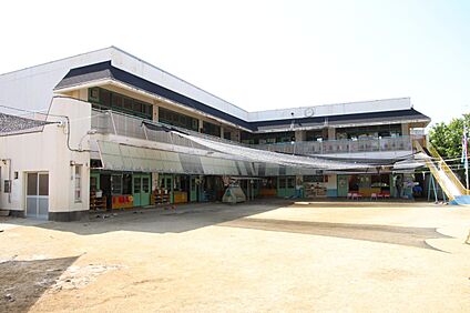 はびきの保育園 990ｍ(徒歩13分)