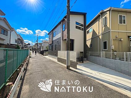 現地写真（前道含む外観）