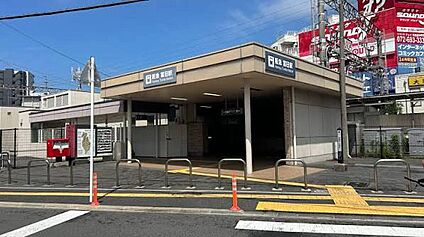 富田駅 720ｍ(徒歩9分)