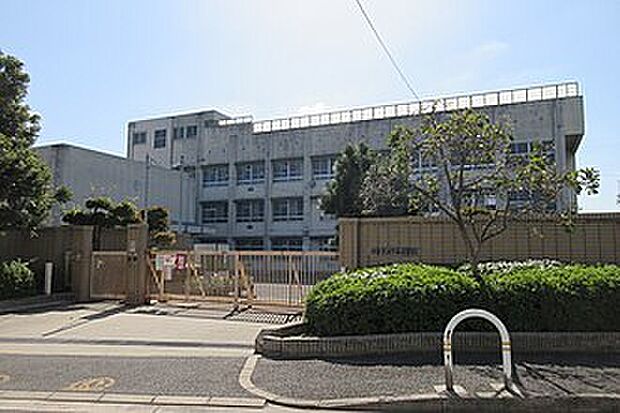 堺市立深井西小学校(約340m)