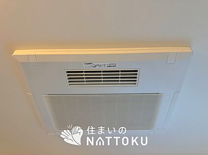 電気式浴室暖房換気乾燥機