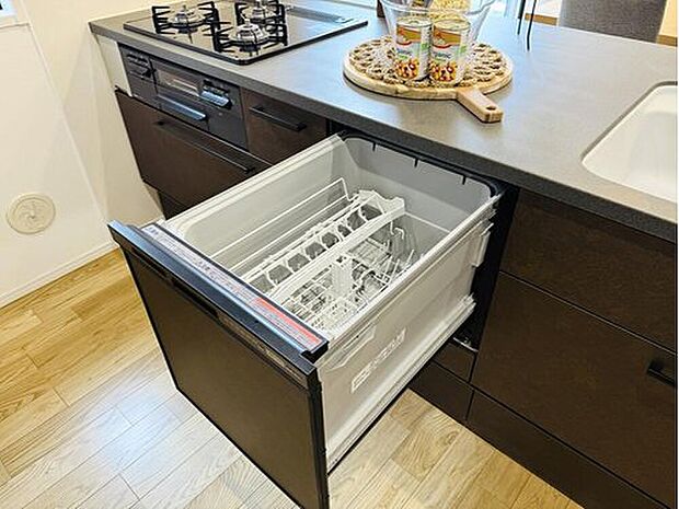 【【食器洗浄乾燥機】】家事効率を高めてくれる設備です。
※販売済みモデルハウス
