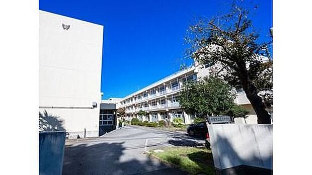 土気中学校（約1,400m）