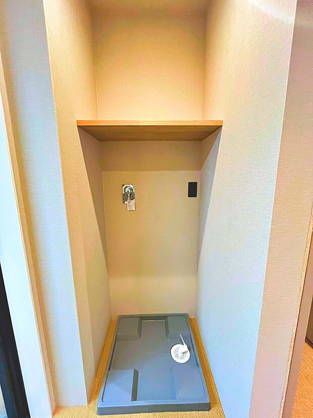 【室内洗濯機置場】非日常の雰囲気を纏いながらも、機能面はしっかりと整えられています (撮影日:2026.6.12)