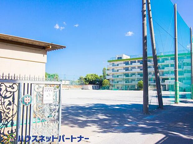 白幡中学校（約2,100m・徒歩27分）