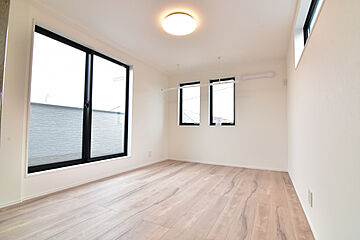 GRACE WOOD OR 上末吉 その他