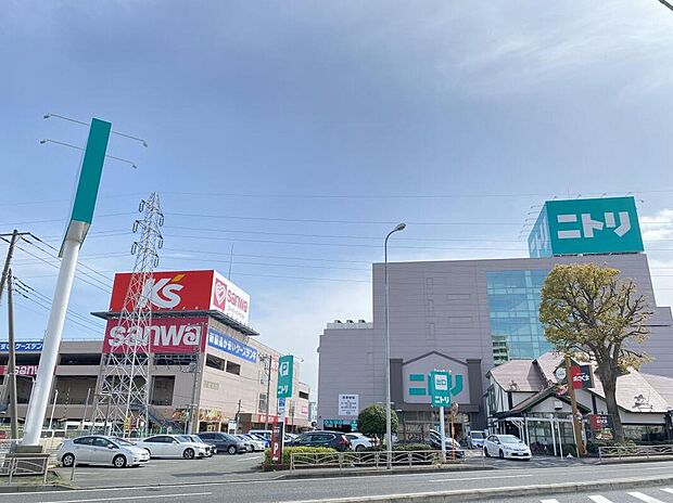 sanwa三和横浜鶴見店(約500m)