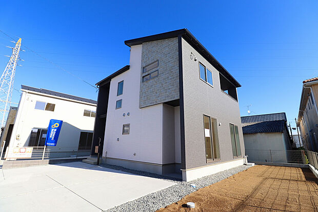 【【4号棟外観】】4LDK+パントリー+カースペース並列3台