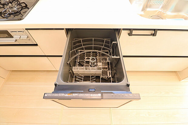 【【食洗器】】乾燥機付きで日々の家事も楽々♪