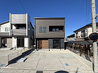 ブルーミングガーデン 豊田市丸山町4丁目2棟 外観