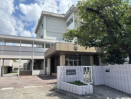 楠西小学校 490m
