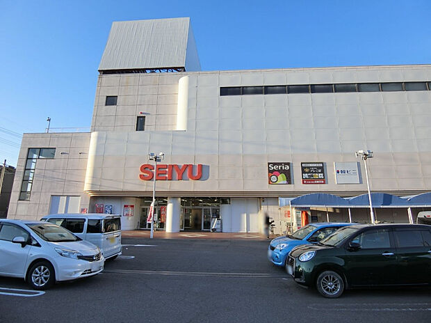 西友ピア・タウン店（約1,900m）