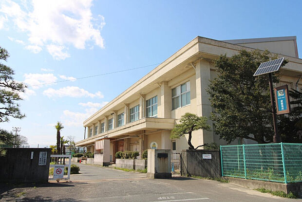 稲沢市立大里中学校（約1,400m）
