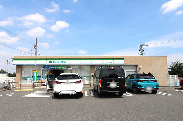 ファミリーマート祖父江五ツ屋店（約1,300m）