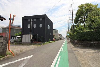 7月17日撮影　北側道路（東→西）