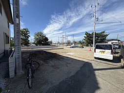 滋賀県近江八幡市鷹飼町字里ノ内1204番1、1234番(地番)