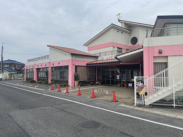 速野カナリアこども園(約559m)