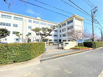 奈良市立富雄中学校 1400m