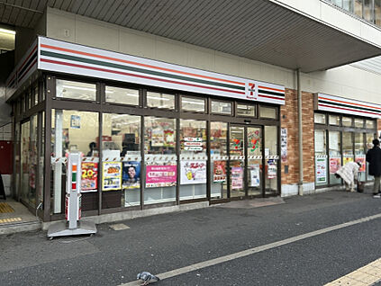 セブンイレブンハートインJR大津京駅前店 450m