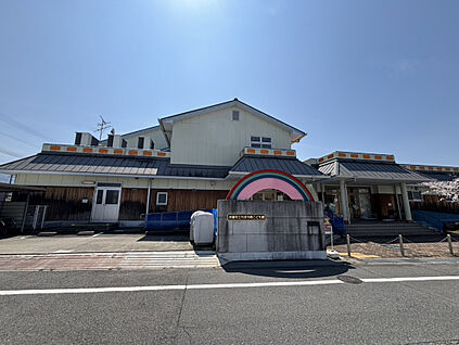 丹波市南こども園 560m