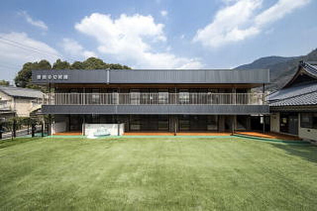 善徳寺幼稚園(約1,400m)