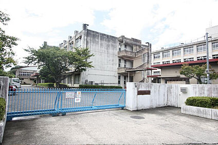 伴東小学校 1200m