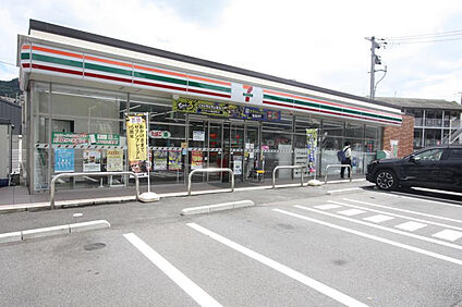 セブンイレブン広島大原駅前店 850m