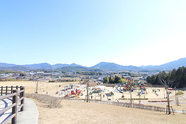 竜王山総合公園(約2,600m)
