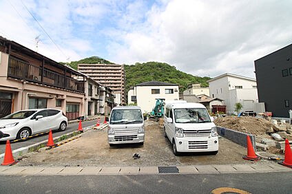 前面道路から見た宅地