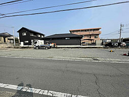 熊本県熊本市北区麻生田3丁目1692番1(地番)、熊本市北区麻生田三丁目13-2(住居表示)