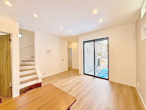 リビング階段が家族の笑顔と会話をつないでくれます