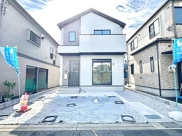 洗練された外観、上質な住空間が広がる室内は永く安心して過ごせる住居です。