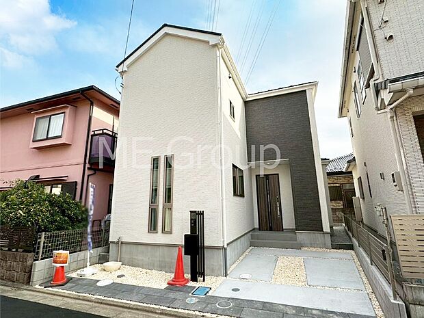 溢れる陽光でご家族の笑顔も輝く