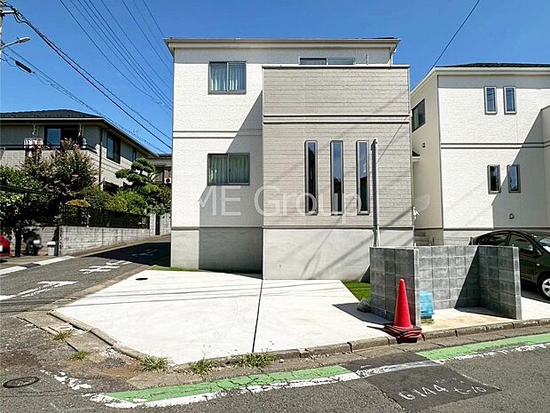 たっぷりの陽光と心地よい風が舞い込む住まい  