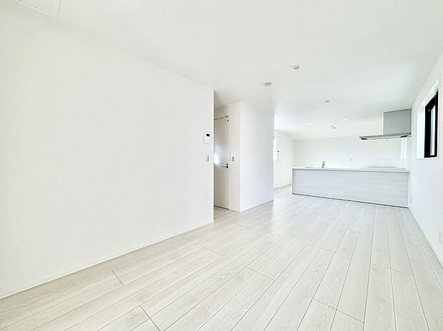 「ただいま」「おかえり」家族とのコミュニケーションが深まるリビングイン階段。 