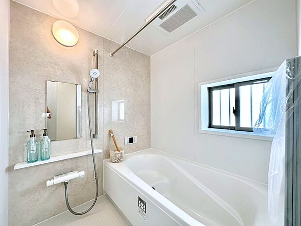 一日の疲れを癒やす大切なバスタイム。ゆっくりとお風呂を楽しんで疲れをとりたいですね！  