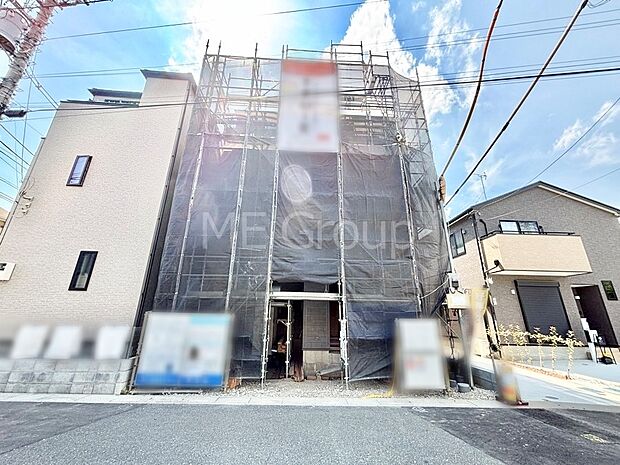 たっぷりの陽光と心地よい風が舞い込む住まい